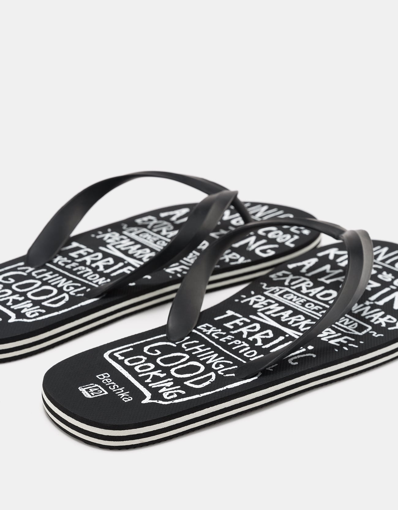 Men’s Thong Sandal - Imagen 3