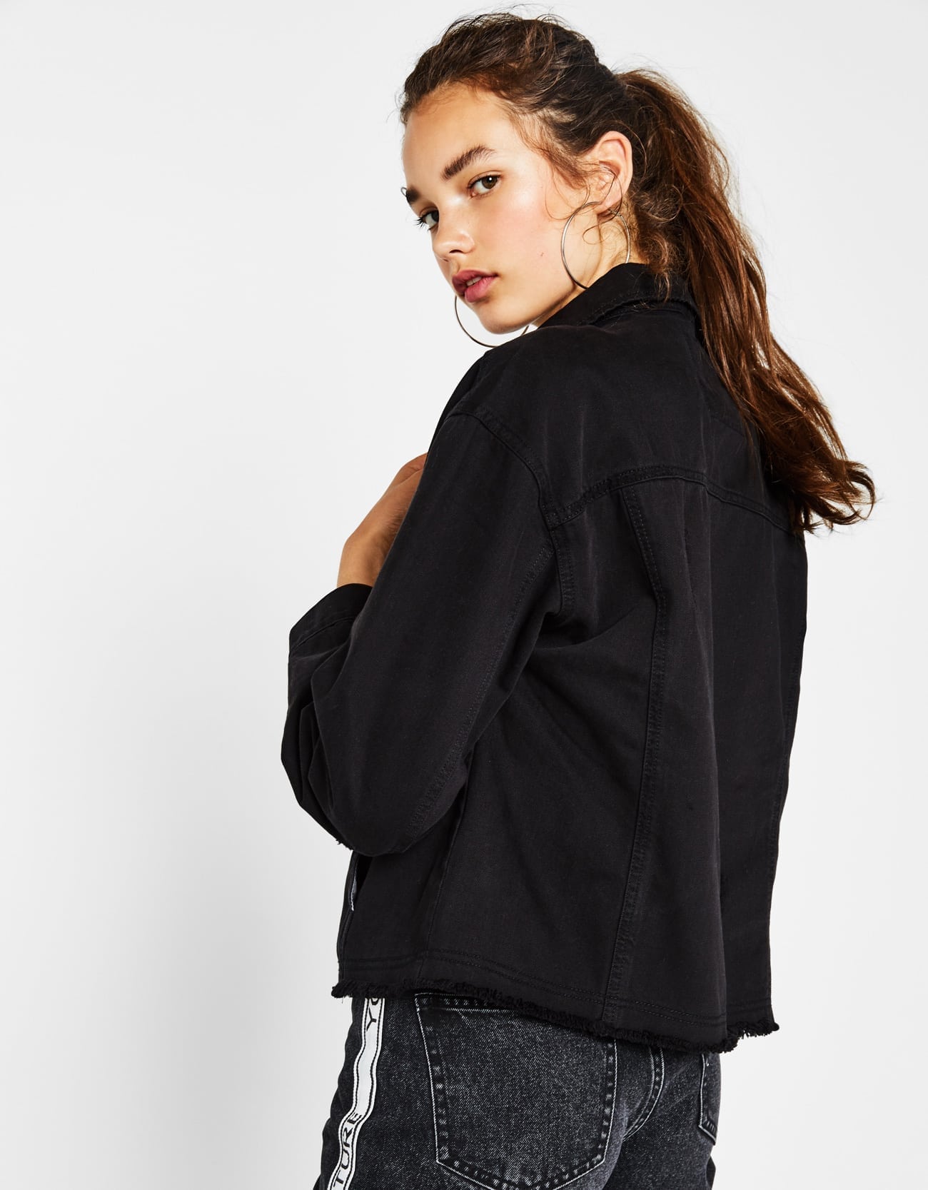 Black Denim Jacket - Imagen 2