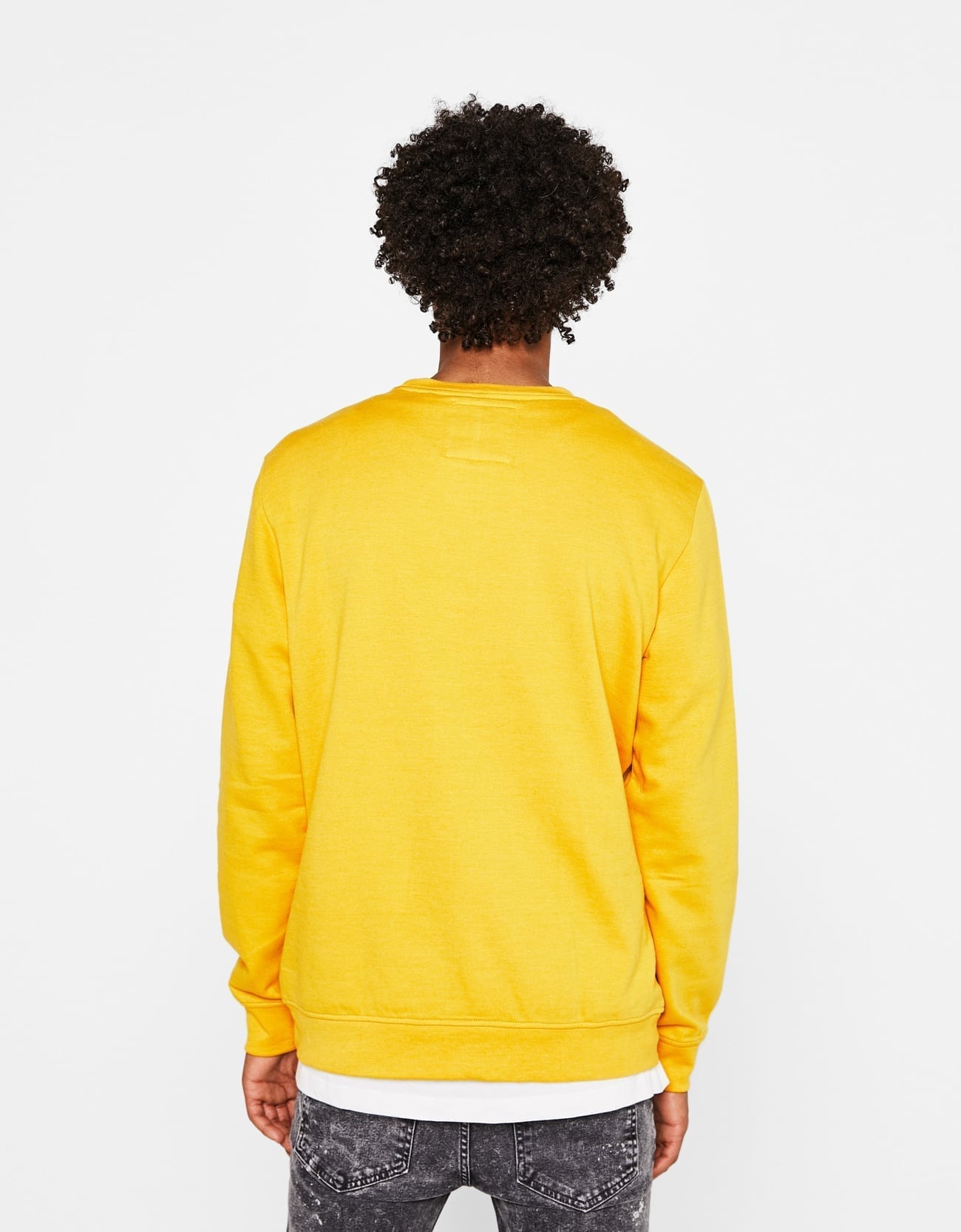 Yellow Sweatshirt - Imagen 2